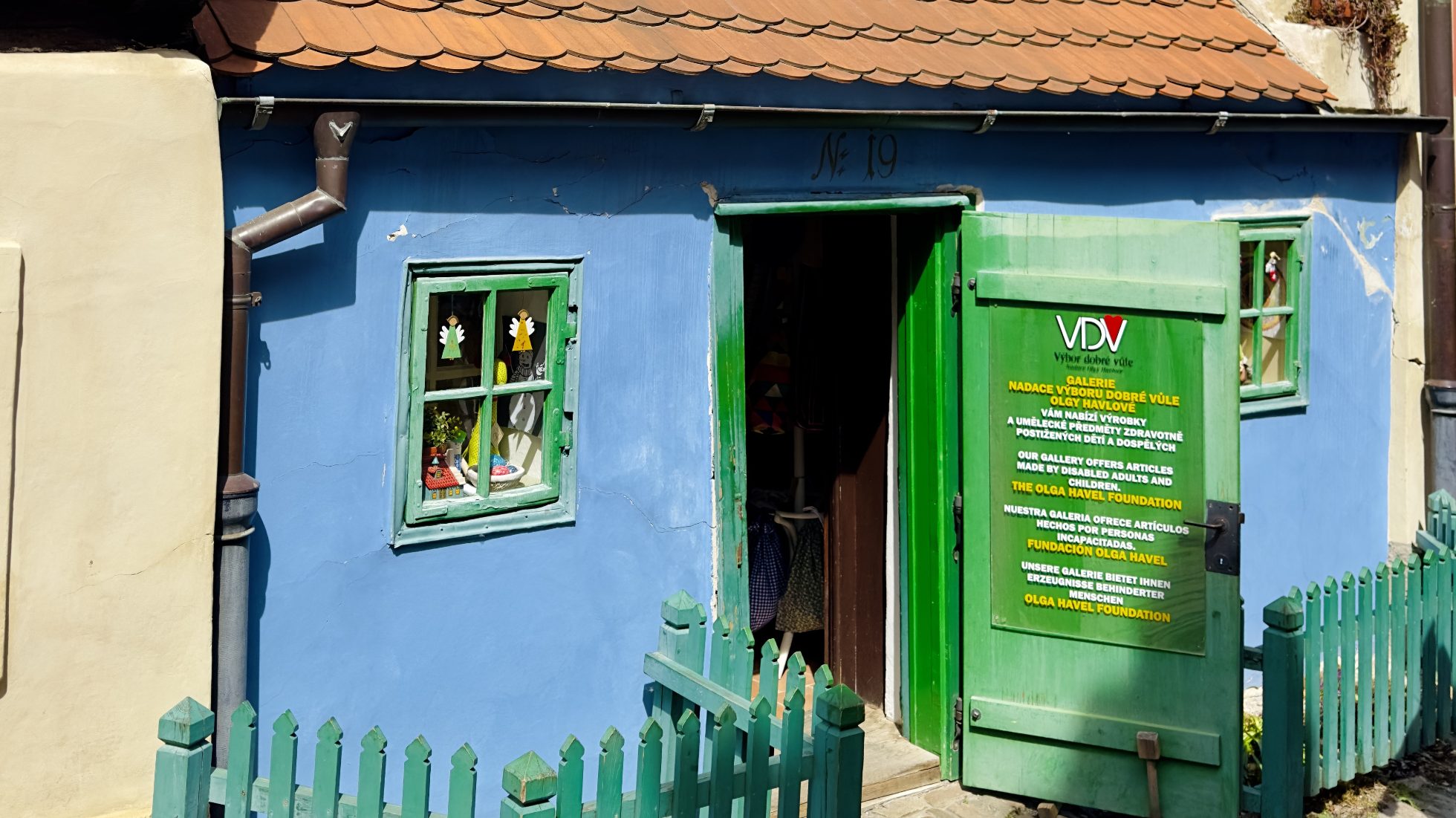 Widok na zabudowę w Pradze.
